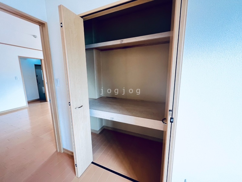 収納　収納が大きく、たくさんものが入ります。