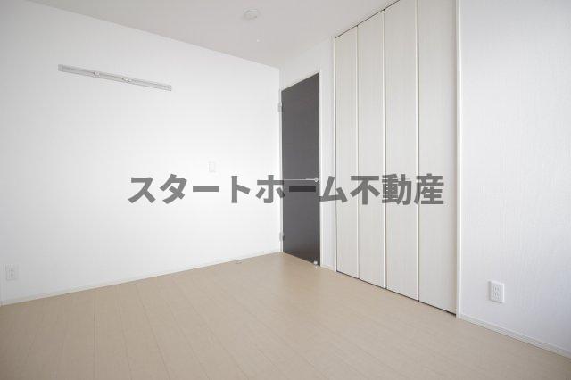 その他部屋・スペース　使い勝手のいい寝室です