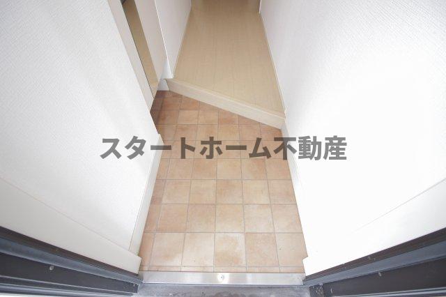 玄関　落ち着いた玄関です
