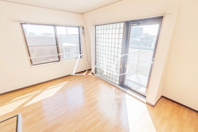 居室・リビング　洋室のお部屋です。