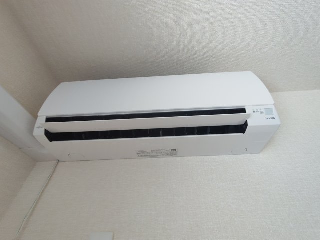 その他設備　うれしいエアコン付きです