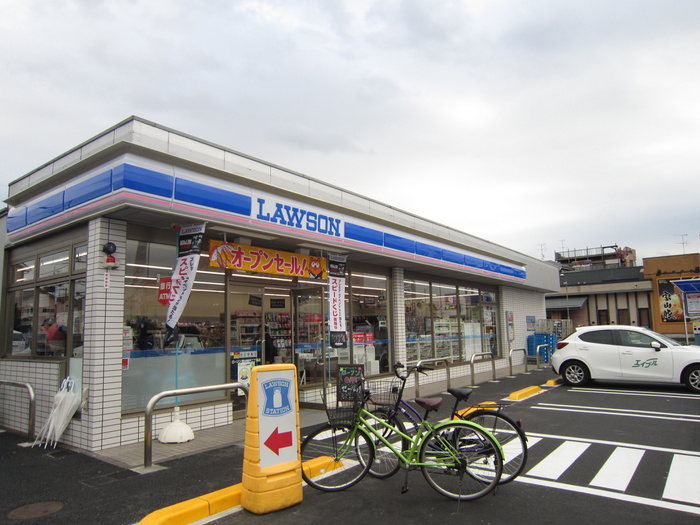 コンビニ　ローソン（コンビニ）まで140m