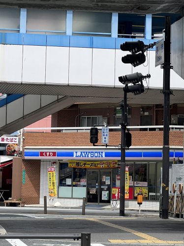 コンビニ　ローソン 大阪港駅前店（コンビニ）まで357m