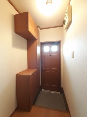 玄関　明るい玄関です