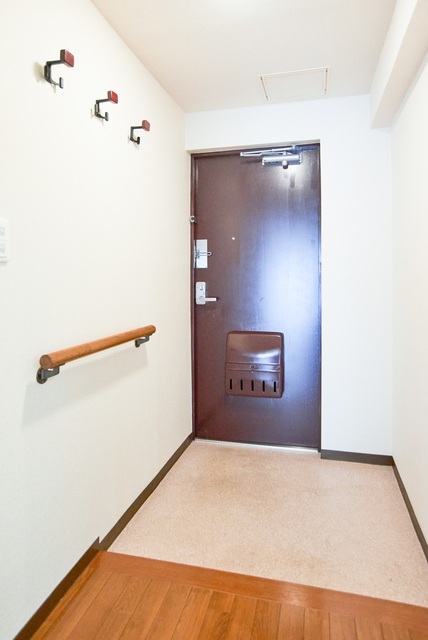 UR多摩ニュータウンシティハイツ南大沢の玄関写真