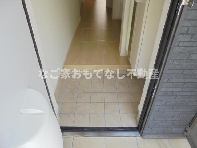 玄関　同型タイプ