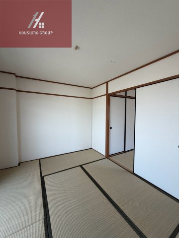 南野マンションの居間写真