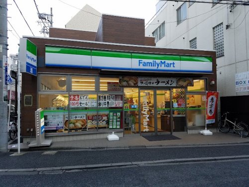 コンビニ　ファミリーマート ひばりが丘一丁目店（コンビニ）まで128m