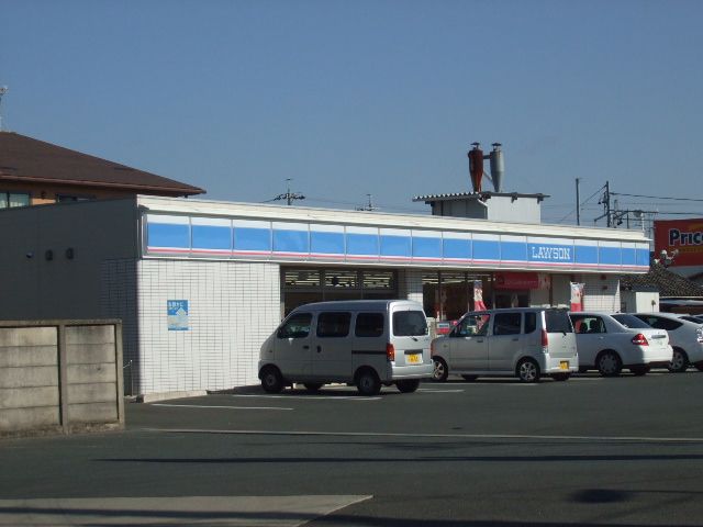 コンビニ　ローソン（コンビニ）まで730m