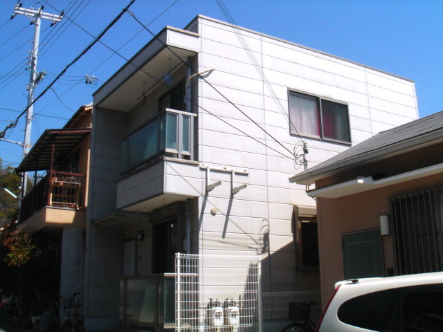 建物外観　湊山ハウス