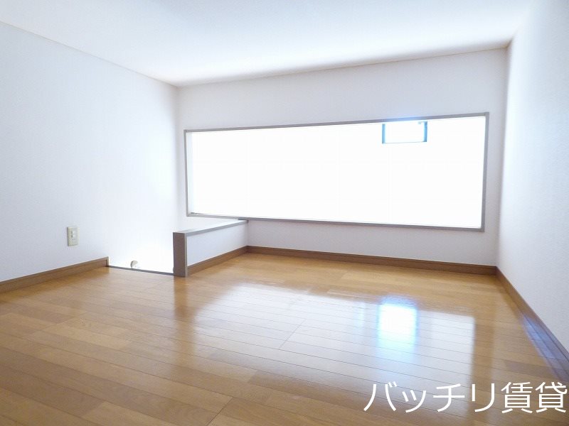 その他部屋・スペース　別号室タイプの為、現状を優先致します。