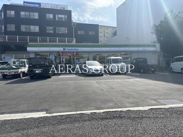 コンビニ　ファミリーマート 横浜狩場町店（コンビニ）まで234m