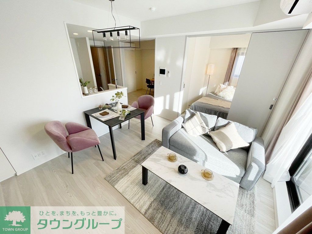 居室・リビング　※別部屋参考写真