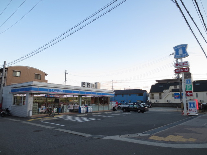コンビニ　ローソン（コンビニ）まで400m