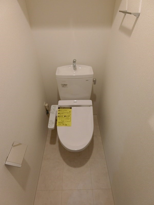 トイレ　同仕様参考写真