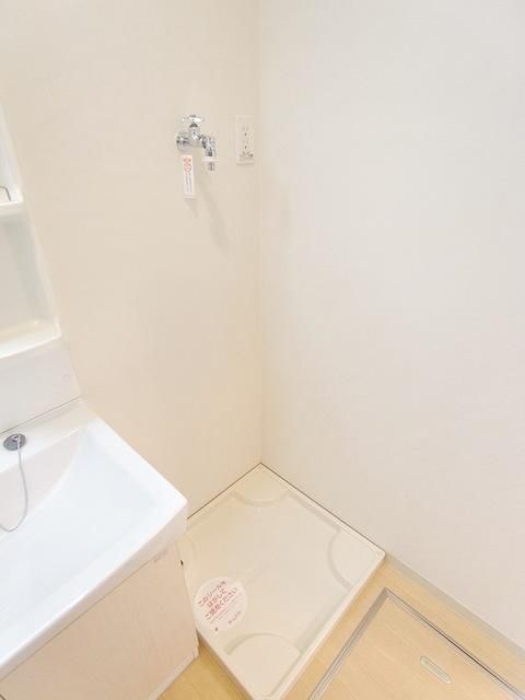 その他　♪あると何だか安心な洗濯機バン付き♪