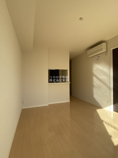 その他部屋・スペース　窓から暖かな日差しが入ります♪