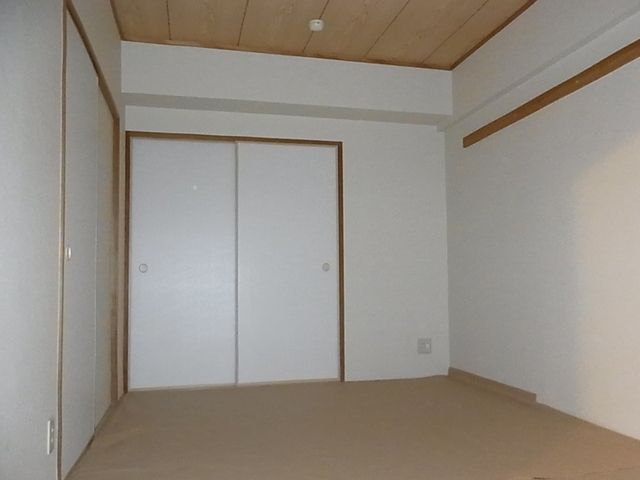 その他設備　収納力のある押入れ