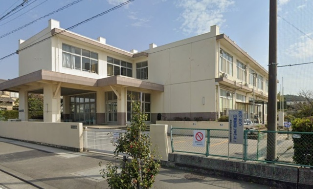 小学校　静岡市立大谷小学校（小学校）まで1101m