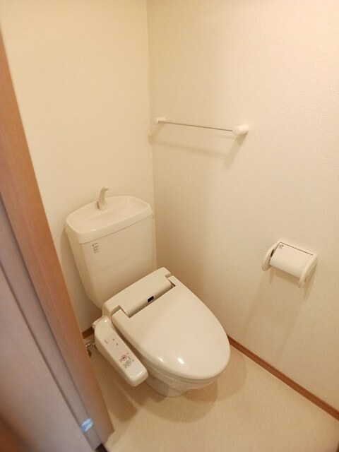 ヴィラ グレイス IIのトイレ写真