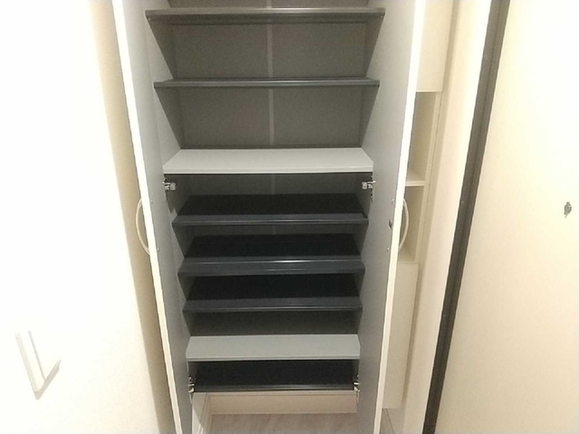 収納　同施工会社参考写真