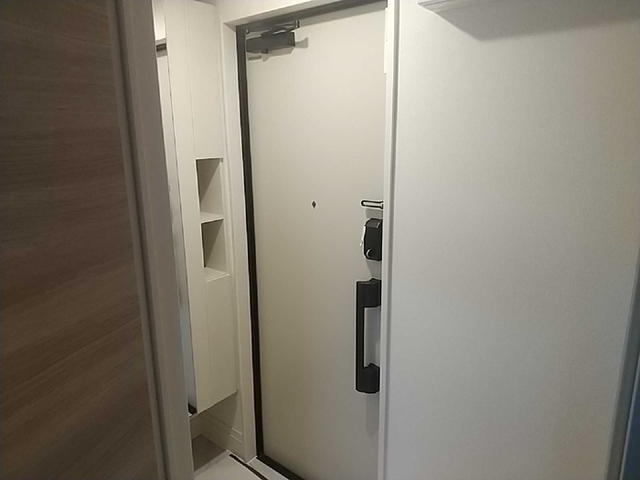 玄関　同施工会社参考写真