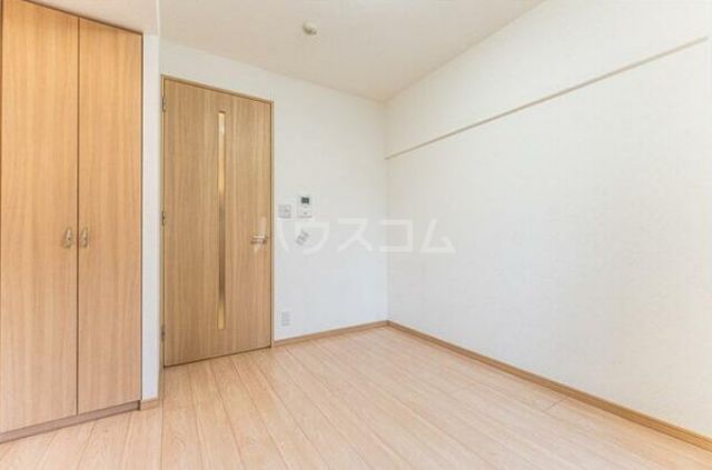 ルーブル大鳥居参番館の居間写真