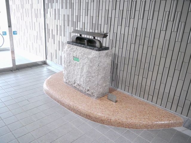 ロビー　現況優先