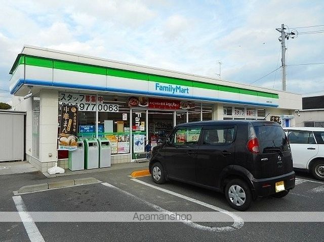 コンビニ　ファミリーマート駅家町江良店（コンビニ）まで1600m