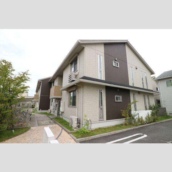 カーサ グランデの外観写真