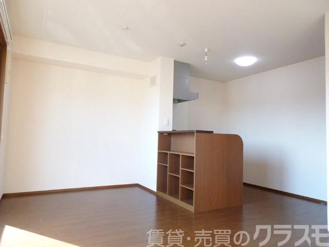 居室・リビング　カウンターキッチンです♪