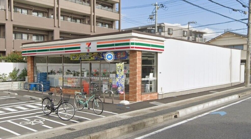 コンビニ　セブンイレブン浦安富士見2丁目店（コンビニ）まで193m