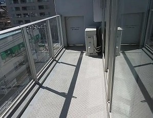 バルコニー　バルコニーからの眺めを楽しみながら食事をしませんか