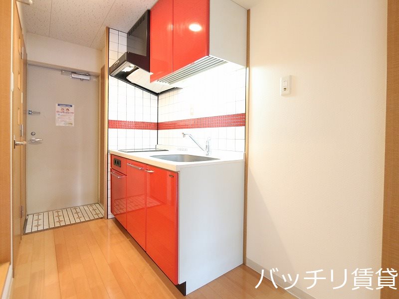 キッチン　同型イメージの為、現状を優先致します。