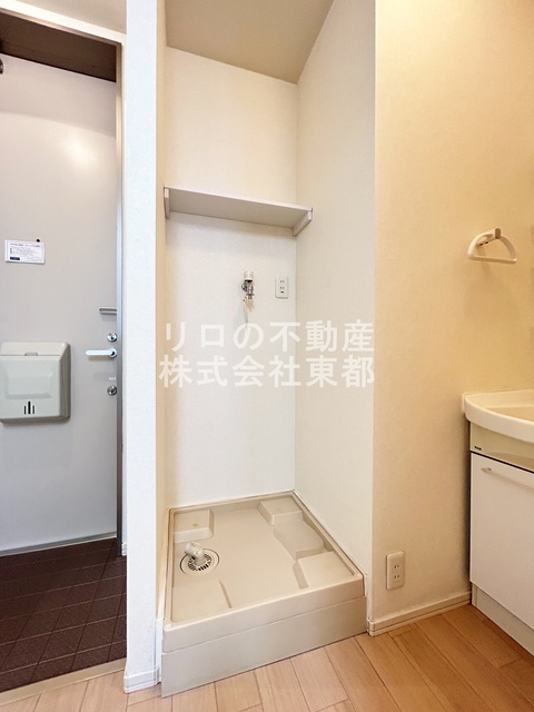 その他　洗濯機置場には防水パンを設置！水漏れも安心です◎