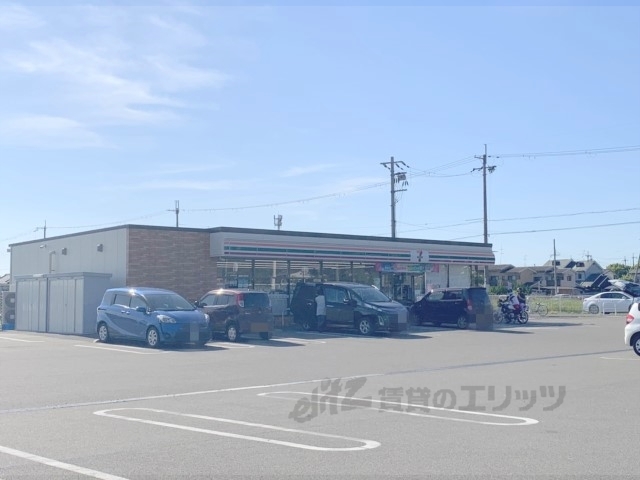 コンビニ　セブンイレブン奈良横井５丁目店（コンビニ）まで1000m