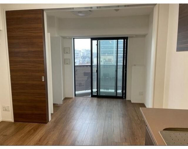居室・リビング　※別部屋の参考写真です。