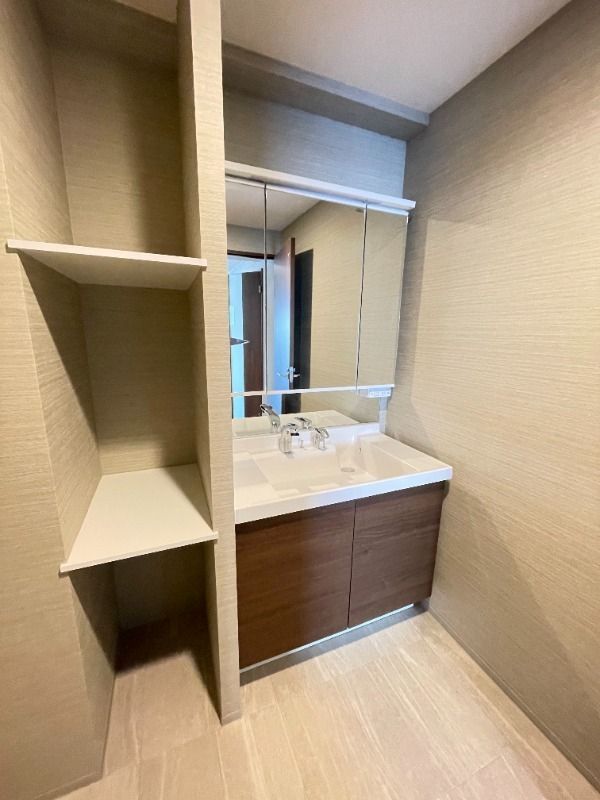 洗面設備　別のお部屋の写真です