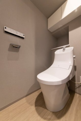 ＪＲ山手線 田端駅 徒歩10分 15階建 築4年のトイレ写真