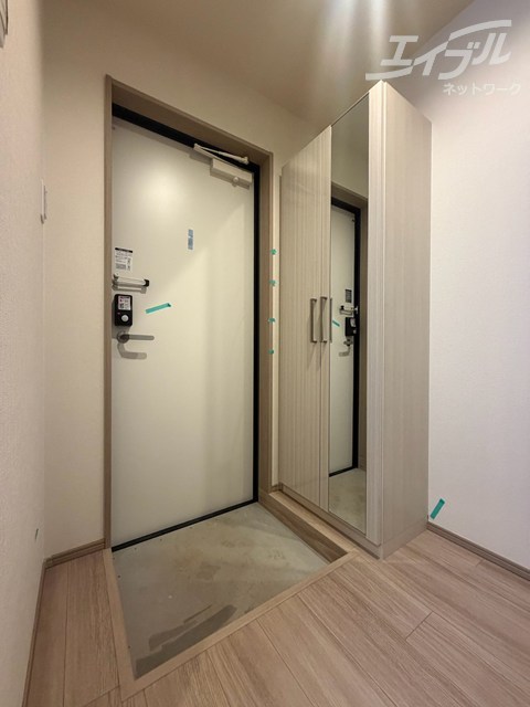阪急京都線 上新庄駅 徒歩8分 3階建 新築の玄関写真