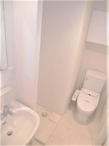 京急本線 大森海岸駅 徒歩5分 11階建 築17年のトイレ写真