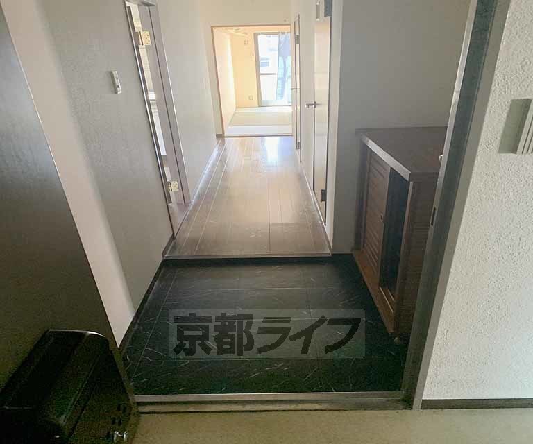カーネルヒルの玄関写真
