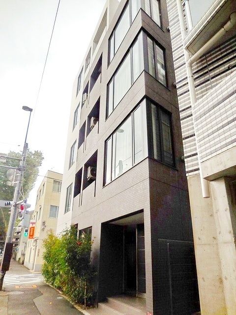 建物外観　★駅徒歩5分★