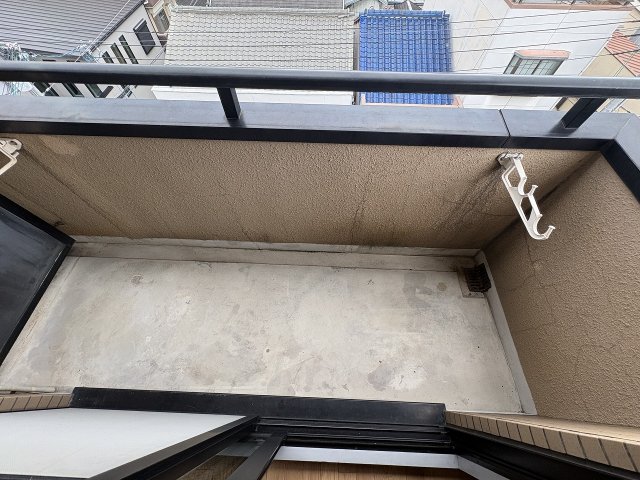 バルコニー　お洗濯にも便利なバルコニー付き