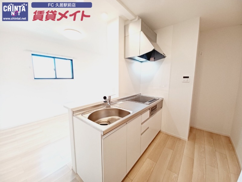 キッチン　同型参考写真