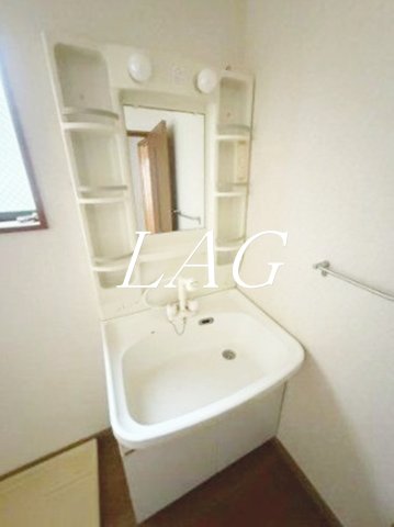 洗面設備　独立洗面台です。