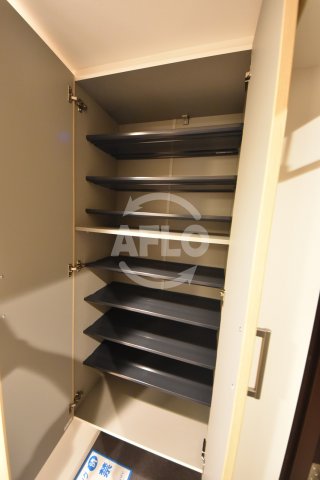 収納　アミティエ扇町リアン　シューズボックス