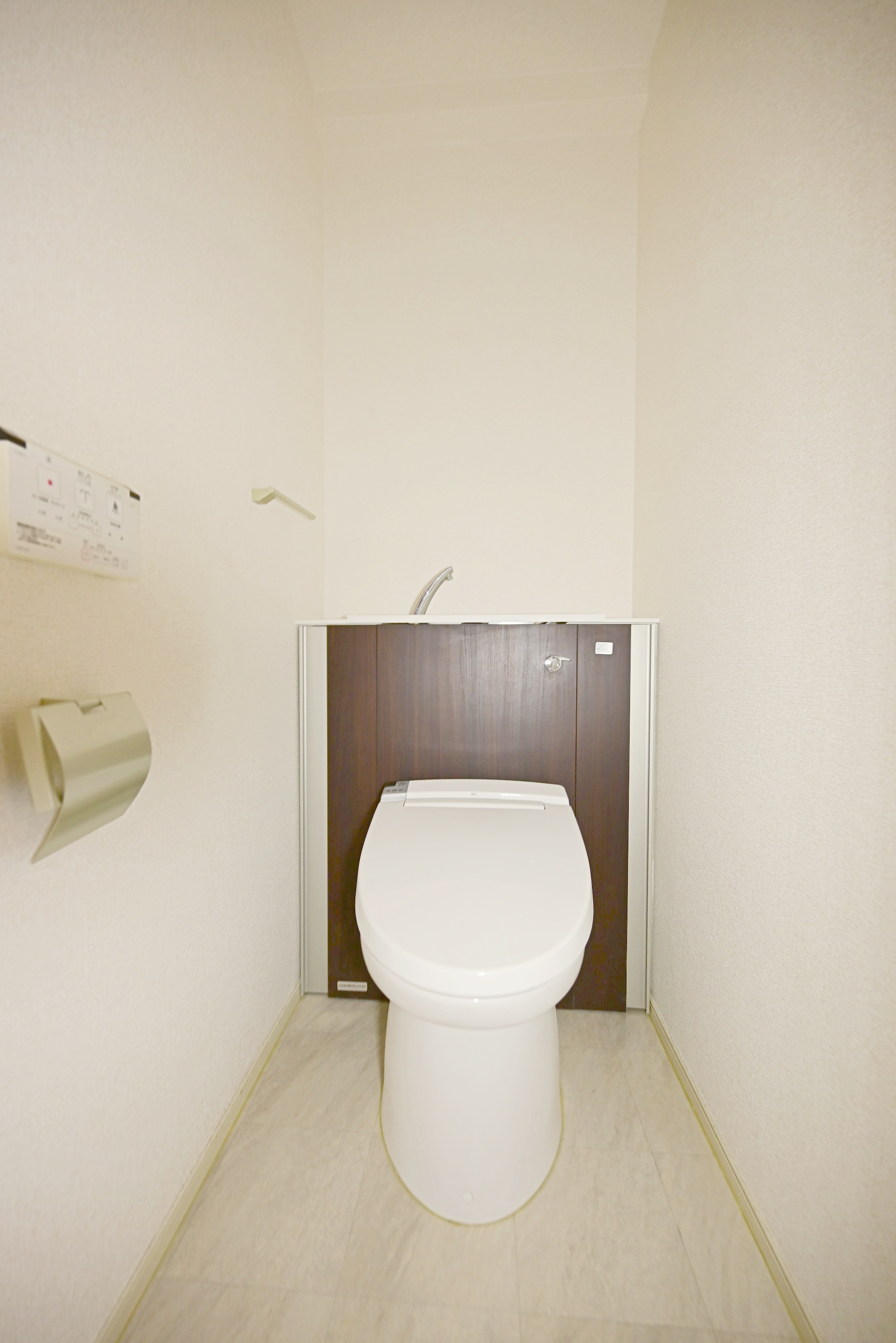ＪＲ山陽本線 天神川駅 徒歩15分 6階建 築12年のトイレ写真
