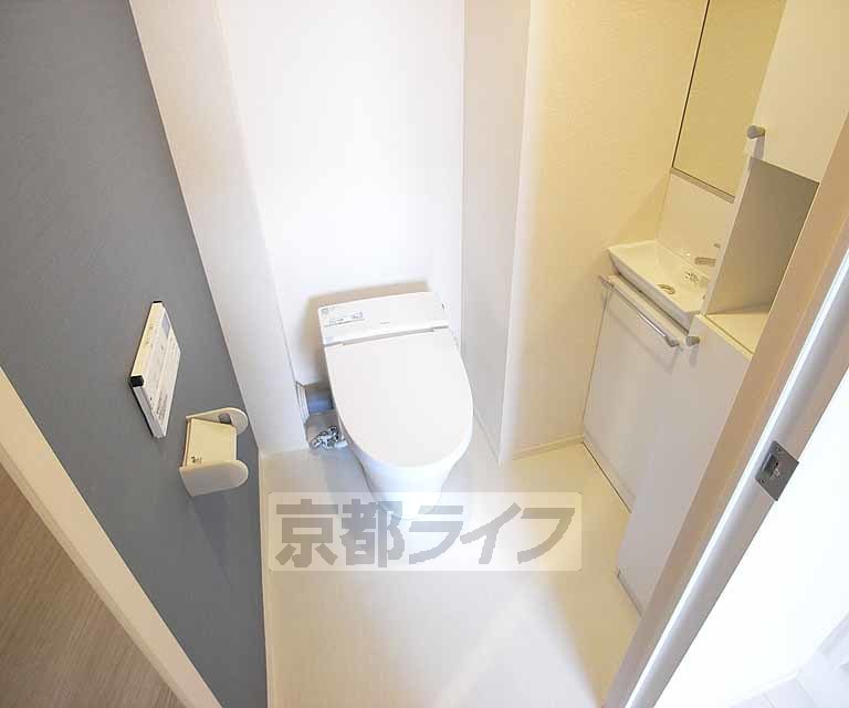 トイレ　広いお手洗いですね。