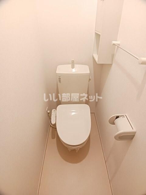 ラフィーネ葛野・IIのトイレ写真